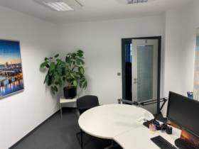 2 (evtl. auch 3) helle Büros in zentraler Innenstadtlage von Frankfurt