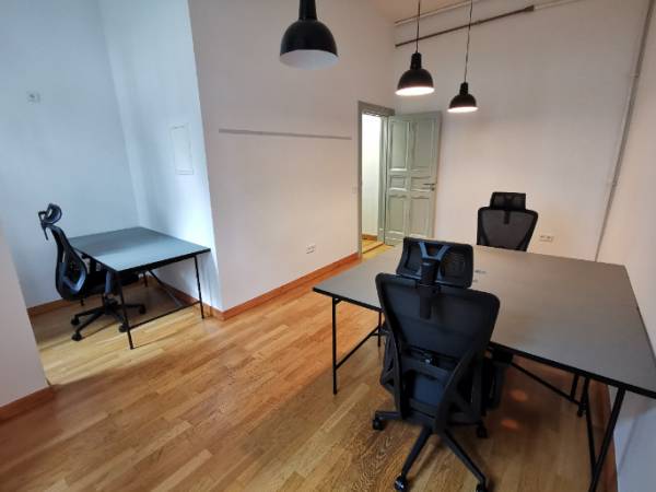 Attraktiver Büroraum in Bürogemeinschaft in Berlin Prenzlauer Berg — Bild 1