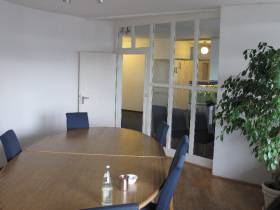 Büro in Bürogemeinschaft in der Innenstadt mit Michelblick