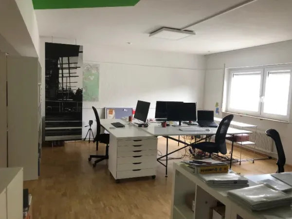 Abschließbares Büro in Stuttgart (Feuersee) – Kreative Bürogemeinschaft in Stuttgart-Feuersee — Bild 3