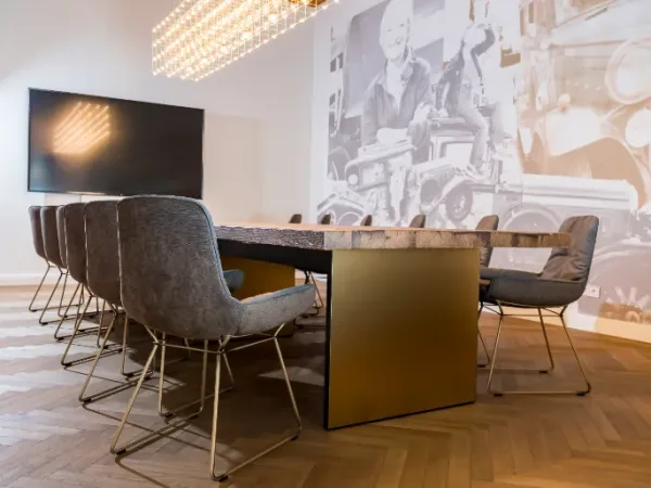 Abschließbares Büro in Berlin (Charlottenburg) – Luxuriöse Büros und Coworking im Jugendstil in Berlin Charlottenburg — Bild 7