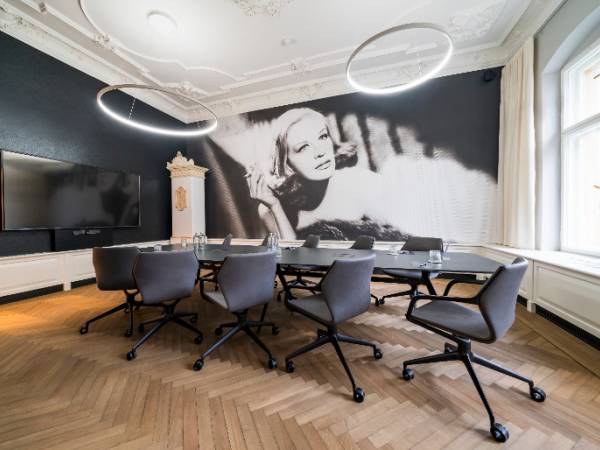 Prestigeträchtige Büros & Coworking im Jugendstil in — Bild 4