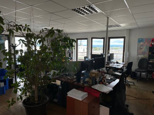 Helles Penthouse-Büro mit Dachterrasse in Ostfildern-Kemnat — Bild 2
