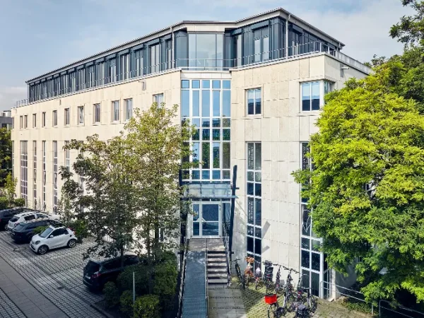 Abschließbares Büro in Ismaning (Ismaning) – Hochwertige Büroräume in modernisierter Bürogemeinschaft in Ismaning — Bild 7