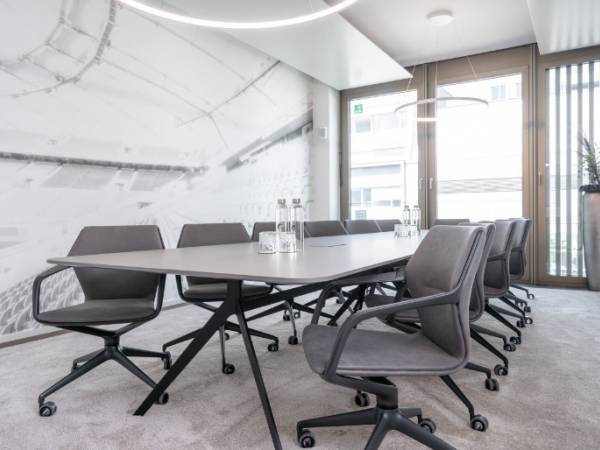 Modernes Business Center & Coworking in Stuttgart-Mitte — Bild 7