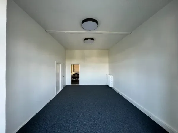 Abschließbares Büro in Berlin (Wilmersdorf) – Helle Altbau-Bürogemeinschaft in Berlin-Wilmersdorf — Bild 1