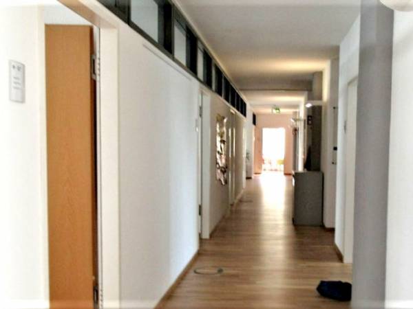 Heller Büroraum in moderner Bürogemeinschaft in Stuttgart Bad — Bild 6