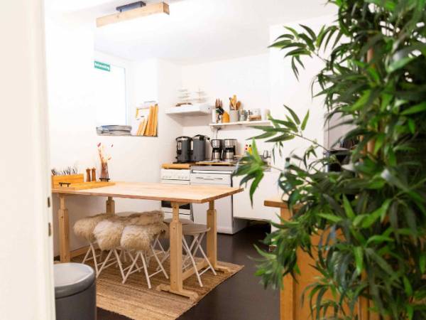 Wunderschönes voll ausgestattetes Studio auf 2 Etagen — Bild 5