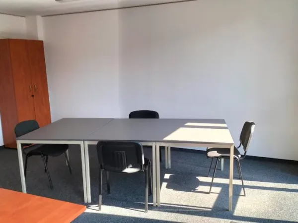 Schreibtischplatz in Ratingen (Breitscheid) – Moderne Coworking Arbeitsbereiche in Ratingen-Breitscheid — Bild 7