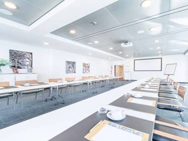 Abschließbares Büro in Berlin (Moabit) – Repräsentative Büros & Coworking Space im Hauptbahnhof Berlin-Moabit — Bild 5