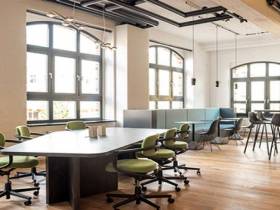 Flexible Büros und stylisches CoWorking in ehemaligem Fabrikgebäude