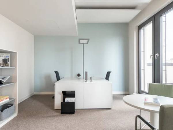 Abschließbares Büro in Berlin (Charlottenburg) – Stilvolle Büros & Coworking Spaces in Berlin-Charlottenburg — Bild 7