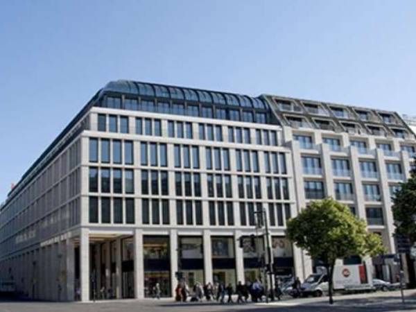Abschließbares Büro in Berlin (Mitte) – Erstklassige Coworking-Büros in Berlin-Mitte an historischer — Bild 1