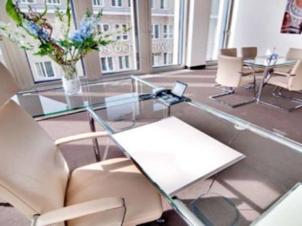 Abschließbares Büro in Berlin (Mitte) – Erstklassige Coworking-Büros in Berlin-Mitte an historischer — Bild 4