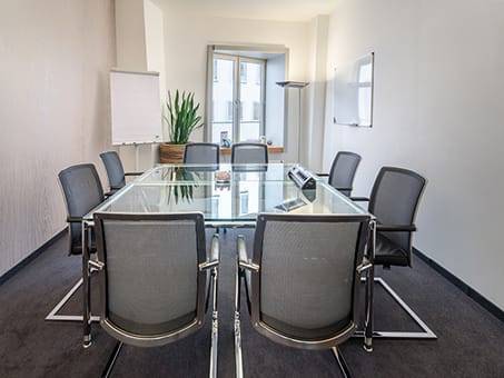 Moderne Büros & Coworking im Neuen Zollhof in Düsseldorf-Hafen — Bild 3