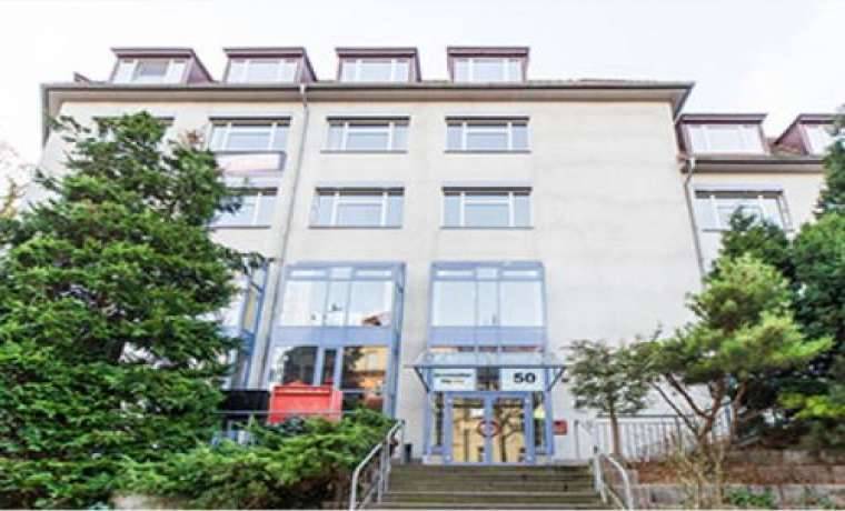 Modernes Bürocenter mit Stadionblick in Erfurt-Löbervorstadt