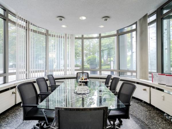 Modernes Business Center & Coworking in Frankfurt Innenstadt — Bild 3
