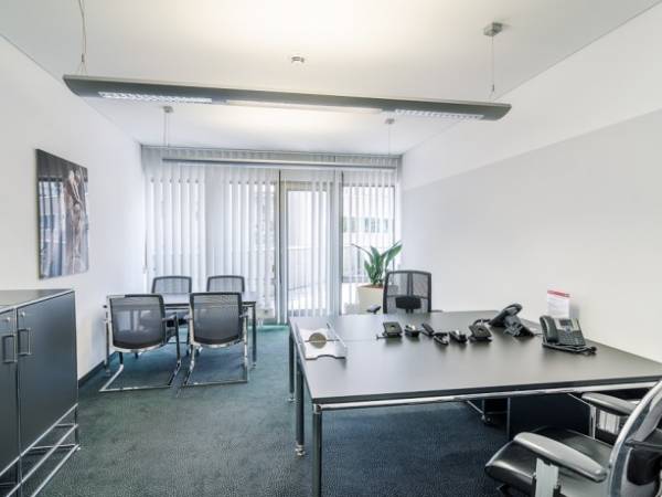 Modernes Business Center & Coworking in Frankfurt Innenstadt — Bild 4
