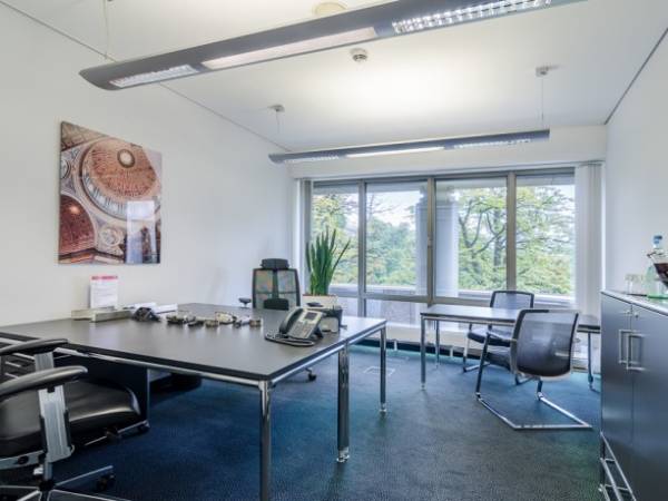 Modernes Business Center & Coworking in Frankfurt Innenstadt — Bild 7