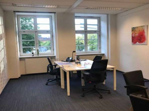 Exklusive Büros & Coworking im historischen Wahrzeichen — Bild 1