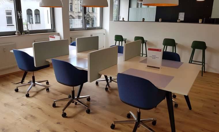 Modernes Business Center mit Büros & Coworking in