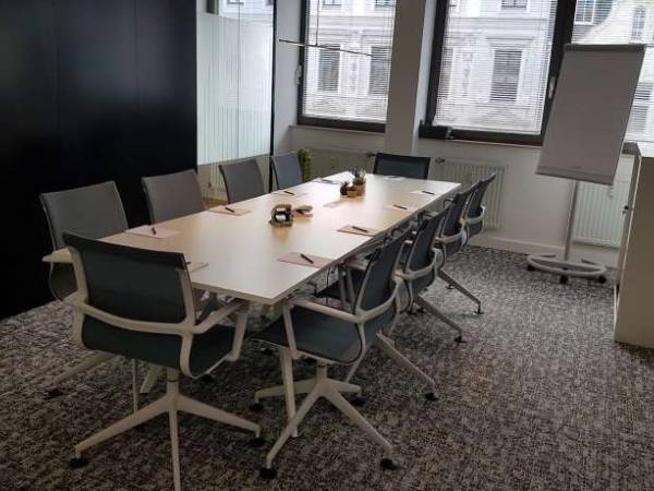 Moderne Büros & Coworking im Business Center in — Bild 7