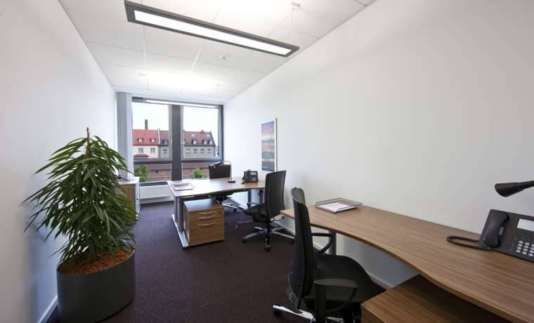 Modernes Business Center mit Altstadtblick in Nürnberg-Tafelhof