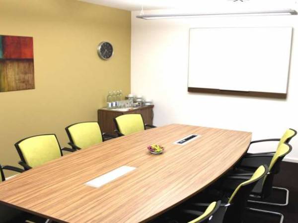 Moderne Büros & Coworking Spaces mit Altstadtblick in — Bild 4