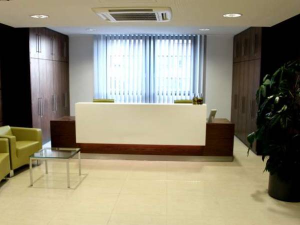 Moderne Büros & Coworking Spaces mit Altstadtblick in — Bild 6
