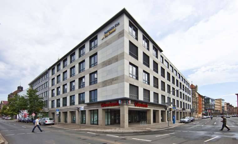 Modernes Business Center mit Altstadtblick in Nürnberg-Tafelhof