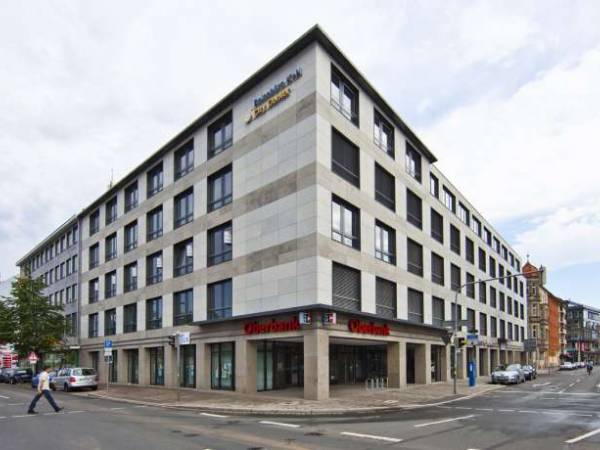 Moderne Büros & Coworking Spaces mit Altstadtblick in — Bild 7