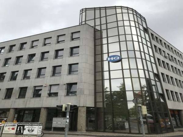 Familiäres Business Center mit attraktiven Büros in — Bild 1