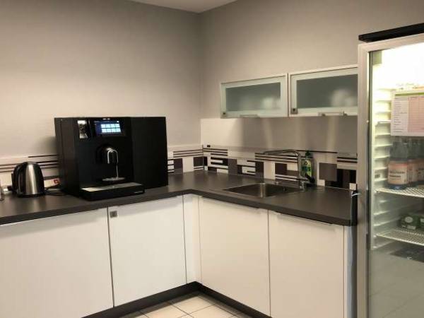 Familiäres Business Center mit attraktiven Büros in — Bild 5