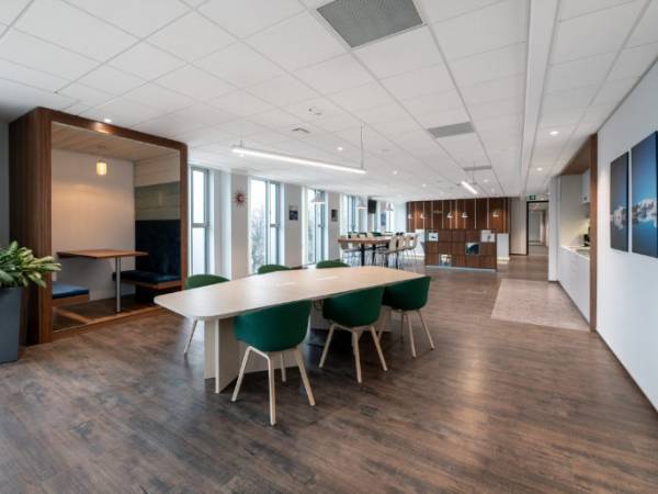 Helles Business Center mit Dachterrasse in Nürnberg-Mögeldorf — Bild 3