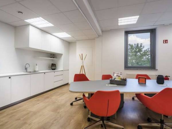 Repräsentatives Business Center & Coworking in Nürnberg-Gebersdorf — Bild 1