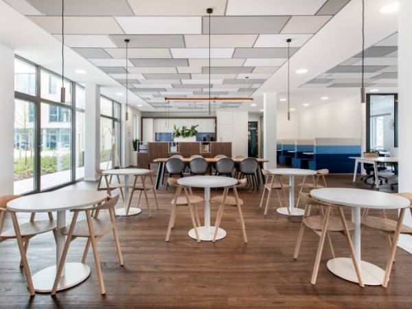 Moderne Büros & Coworking direkt am Hafen in Oldenburg (Oldb) — Bild 3