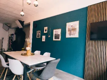 Abschließbares Büro in Stuttgart (Kernerviertel) – Kreative Bürogemeinschaft mit Fotostudio in Stuttgart Kernerviertel — Bild 3