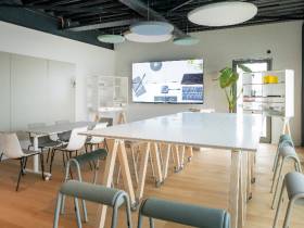Arbeitsplatz im 4er-Büro