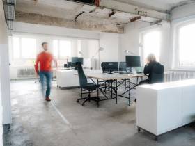 Freie Arbeitsplätze in Loft Büro