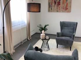 Büro oder Praxisraum zur Untermiete