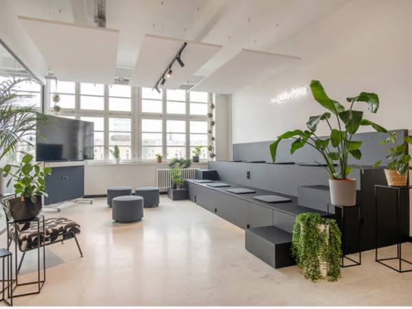 Bürofläche in Berlin (Kreuzberg) – Kreative Bürogemeinschaft mit Spreeblick in Berlin-Kreuzberg — Bild 4