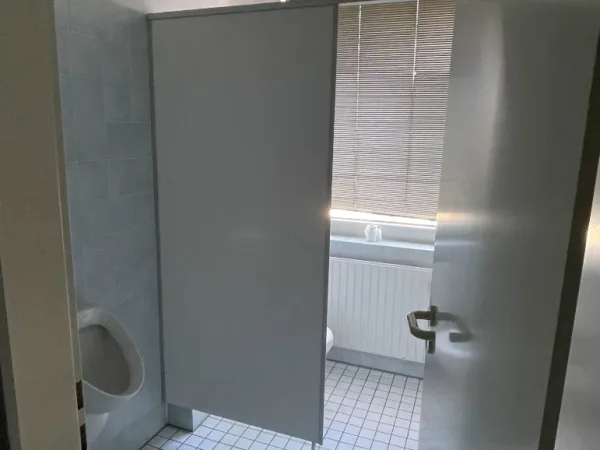 Abschließbares Büro in Düsseldorf (Derendorf) – Helle und vielseitige Büroräume in Düsseldorf-Derendorf — Bild 3