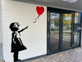 Büroräume mit repräsentativem Loungebereich im Werksviertel