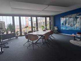 Büroraum Leipziger Platz + Konferenzraum mit Klasse zur Mitnutzung