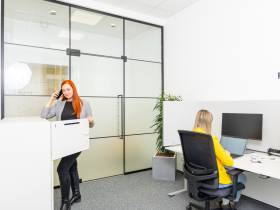 Top ausgestattete Arbeitsplätze am Bahnhof Amstetten