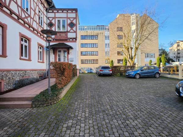 Stilvolle Büros & Coworking im historischen Altbau in Bad Homburg — Bild 5