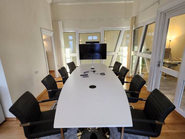 Stilvolle Büros & Coworking im historischen Altbau in Bad Homburg — Bild 6