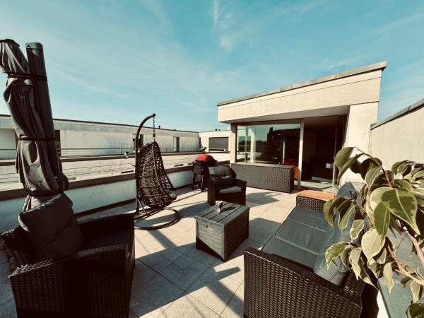 Abschließbares Büro in Berlin (Mitte) – Modernes Coworking Penthouse mit Sonnenterrassen in Berlin-Mitte — Bild 5