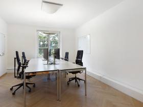 Coworking / Büros / Einzelarbeitsplätze zentral in Altbauvilla