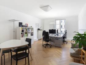 Coworking / Büros / Einzelarbeitsplätze zentral in Altbauvilla